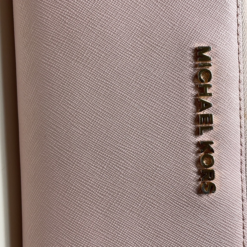 Michael Kors wallet